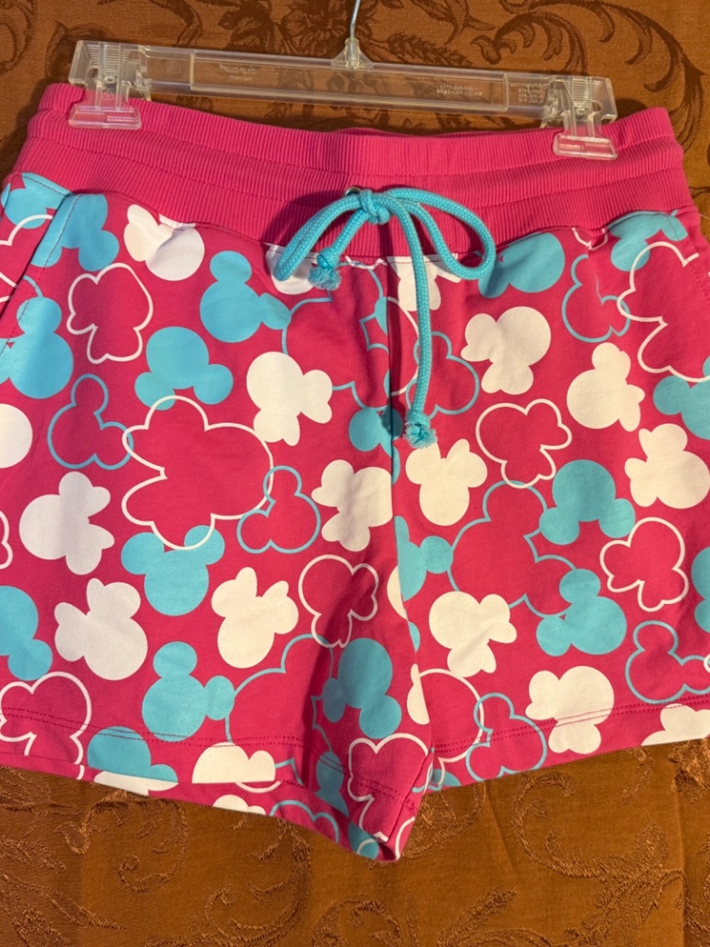 NWT Disney Parks Mickey&Minnie Mouse print Cotton Blend Athletic Shorts Sz Small